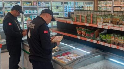 GEDİZ’DE ZİNCİR MARKETLERDE DENETİMLER GERÇEKLEŞTİRİLDİ