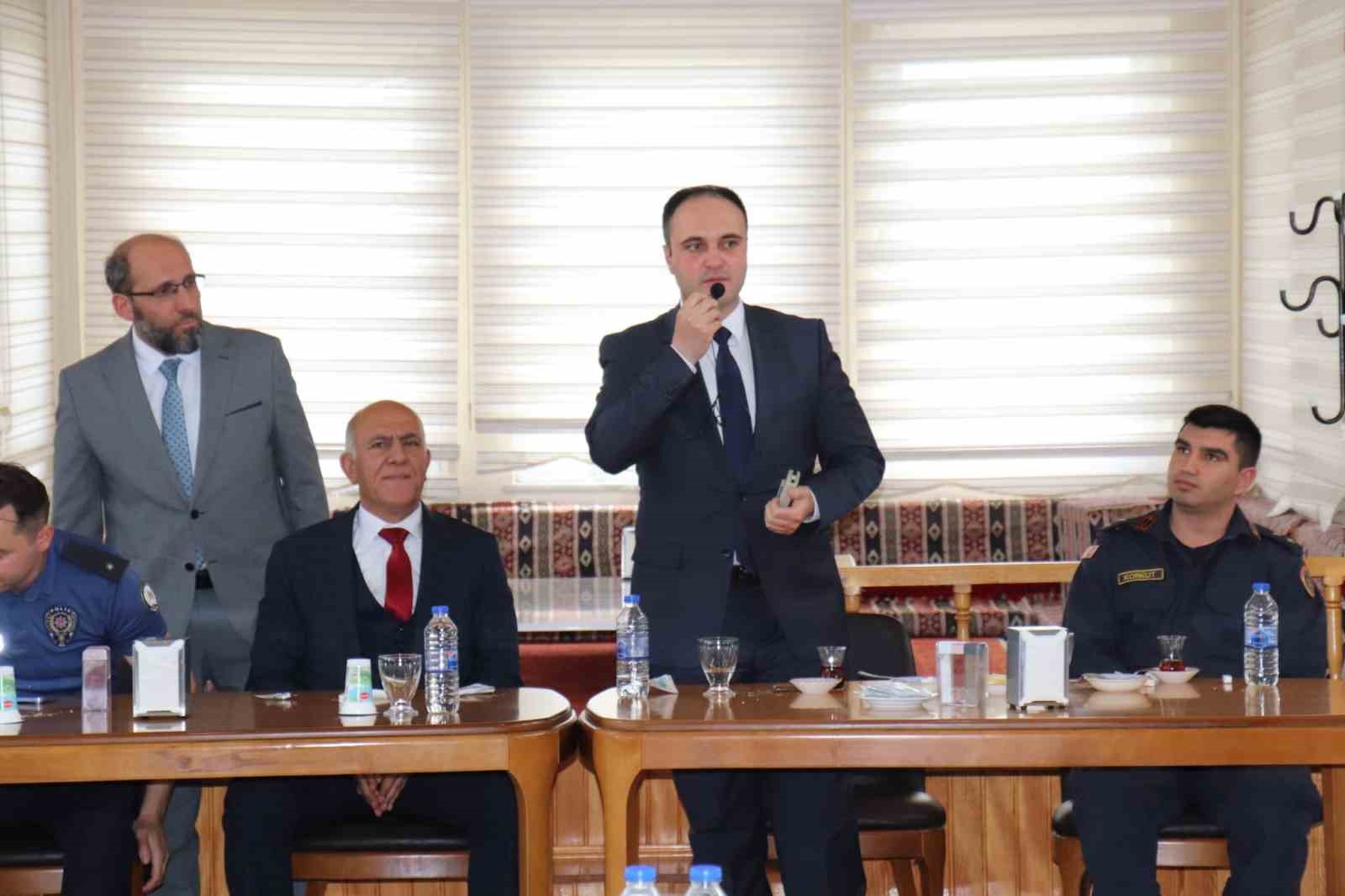 HİSARCIK KAYMAKAMI İSMAİL TOSUN'A VEDA YEMEĞİ