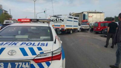 KAMYONET İLE MOTOSİKLET ÇARPIŞTI: 1 YARALI