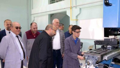 KÜTAHYA OSB YÖNETİMİ MESLEKİ EĞİTİMİN KALİTESİNİ YERİNDE İNCELEDİ