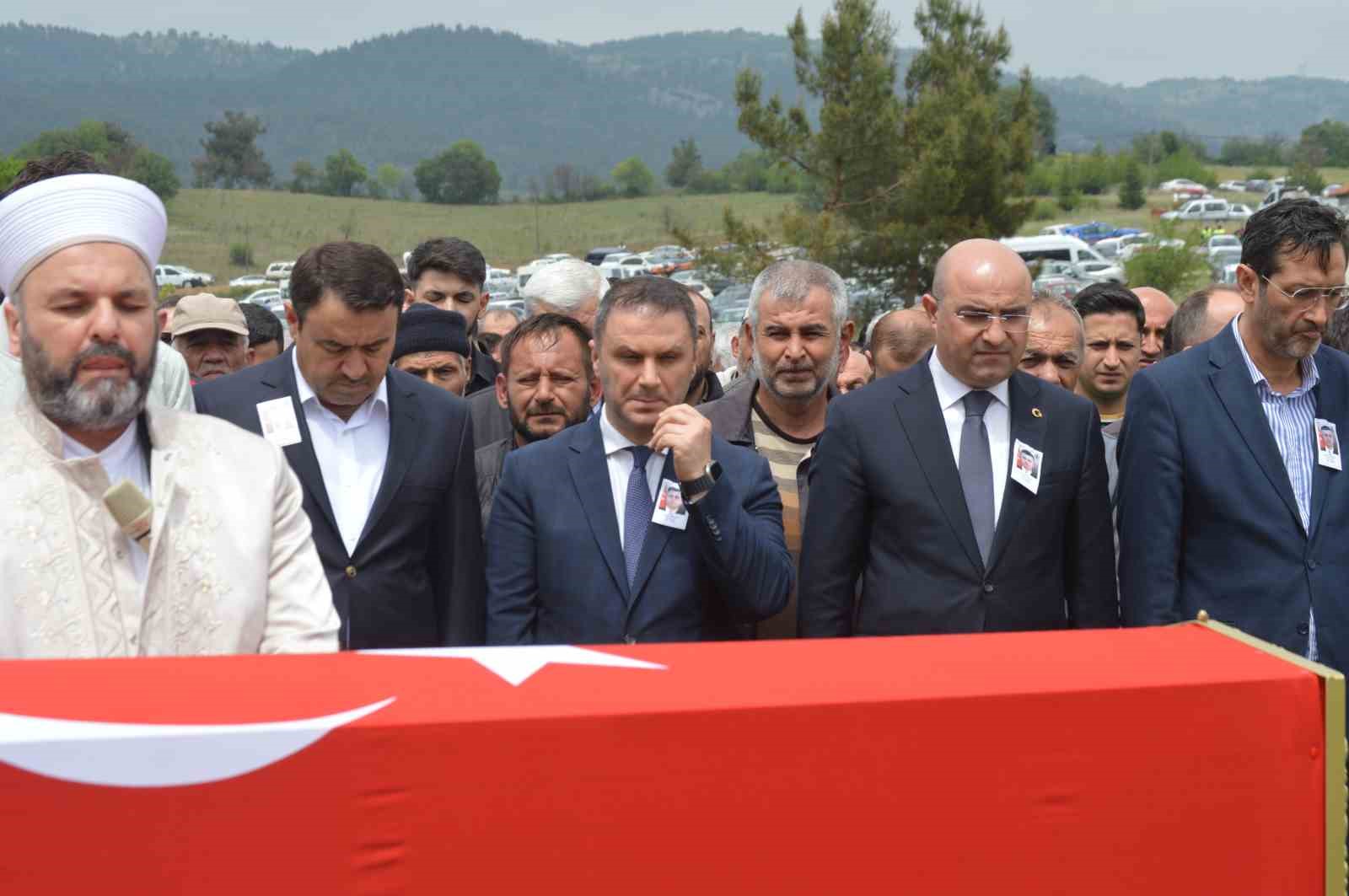 KOCAELİ GÖLCÜK DONANMA KOMUTANLIĞI'NDA GEÇİRDİĞİ KAZANIN ARDINDAN 2 YILDIR TEDAVİ