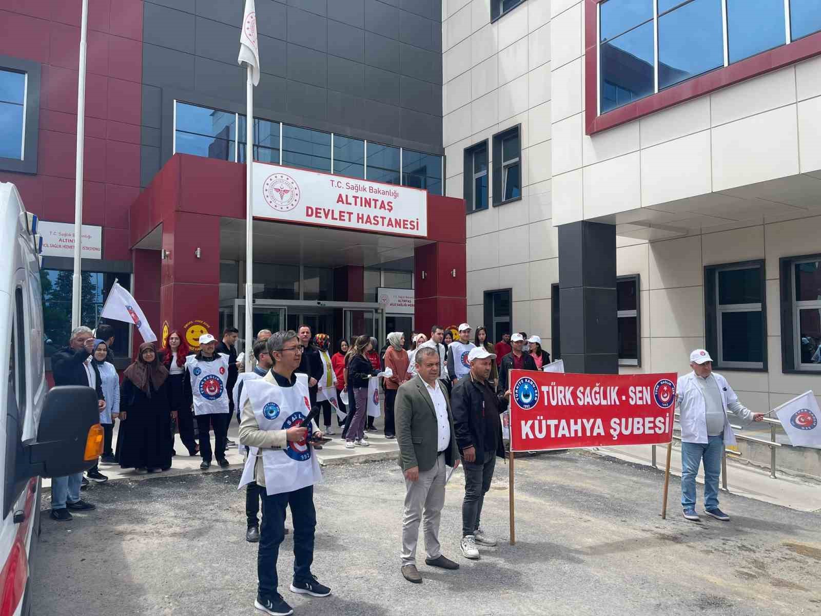 Türk Sağlık-Sen hemşireye yapılan saldırıyı kınadı