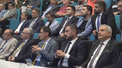 BELEDİYE KÜTAHYASPOR'DA OSMAN ALTINKAYA GÜVEN TAZELEDİ