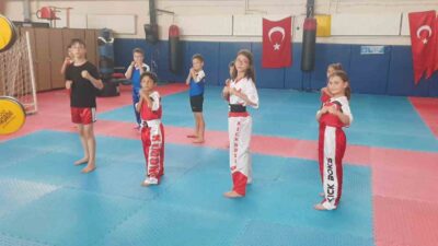 GEDİZ’DE YAZ SPOR OKULLARI BAŞLADI