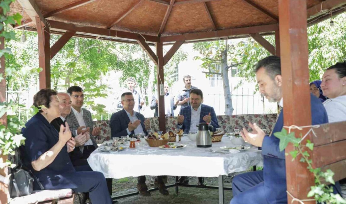 KÜTAHYA BEYAZAY DERNEĞİ'NDEN GELENEKSEL BİRLİK VE BERABERLİK KAHVALTISI