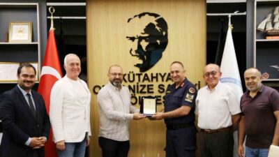 KÜTAHYA OSB YÖNETİMİ'NDEN JANDARMA KARAKOL KOMUTANI GÜNDOĞDU'YA ANLAMLI TEŞEKKÜR