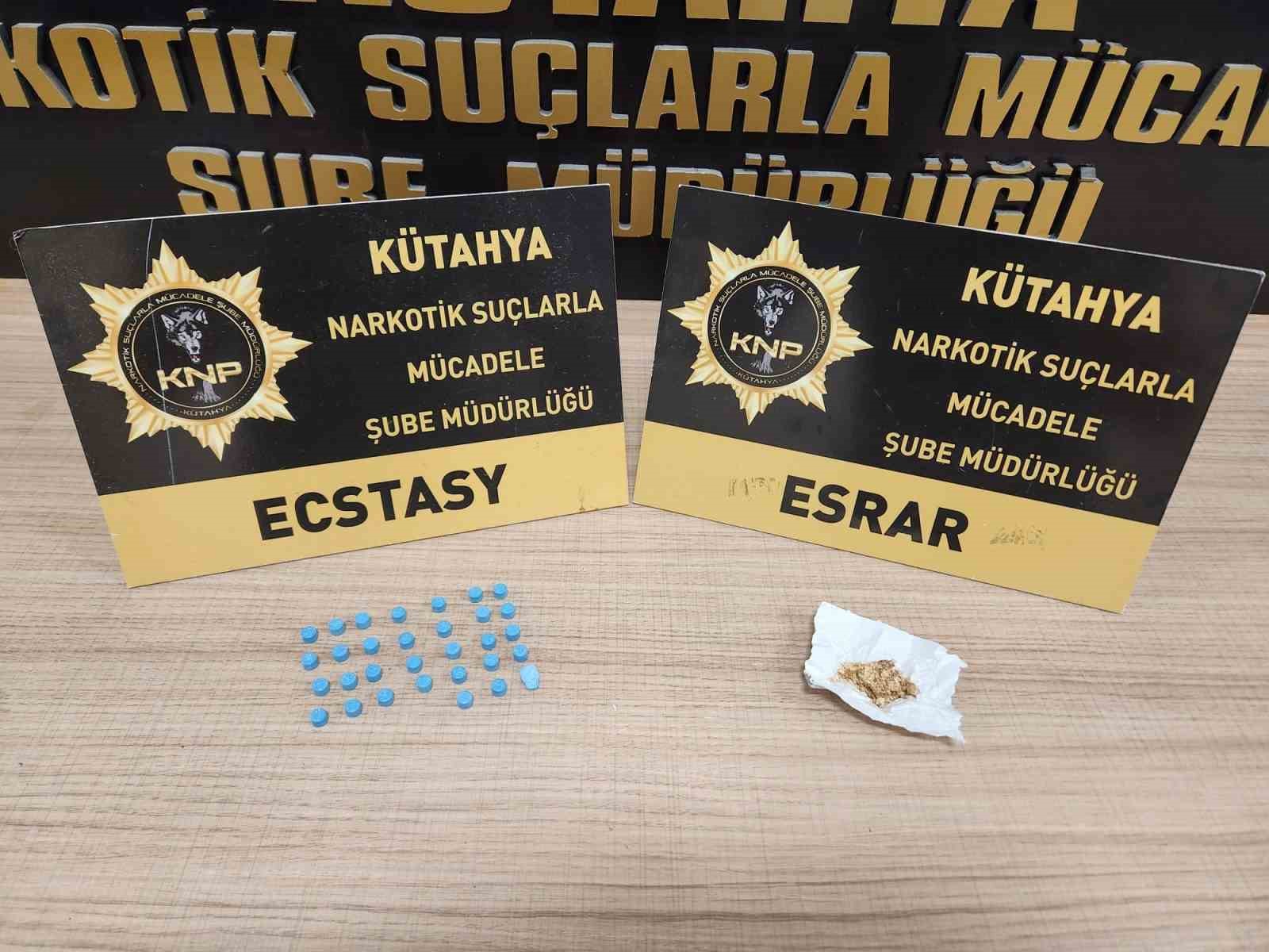 Kütahya’da bir şahsın üzerinde uyuşturucu ele geçirildi