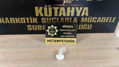 KÜTAHYA’DA OTOBÜS KOLTUĞA GİZLENMİŞ UYUŞTURUCU ELE GEÇİRİLDİ