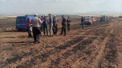 ALTINTAŞ’TA ÇIKAN YANGINDA YAKLAŞIK 3 BİN DEKAR EKİLİ ALANDA ZARAR