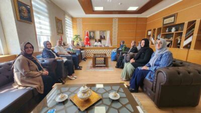 MÜDÜR BAŞYİĞİT, İSPANYA’DAN DÖNEN OLGUNLAŞMA ENSTİTÜSÜ'NDEN KATILIMCI GRUBU KABUL ETTİ