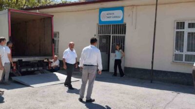 KÜTAHYA İNKÖY İLKOKULUNDA ÖĞRENCİ SIRALARININ BAKIMI YAPILDI