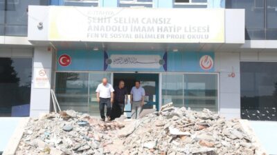 KÜTAHYA ŞEHİT SELİM CANSIZ ANADOLU İMAM HATİP LİSESİNDE GÜÇLENDİRME ÇALIŞMASI