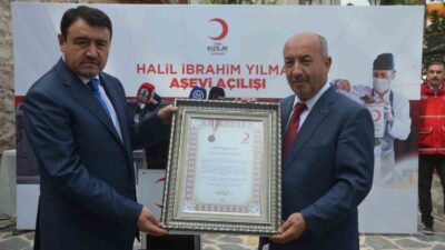 KÜTAHYA’DA EN ÇOK KAN BAĞIŞI YAPAN MEM ÖDÜLLENDİRİLDİ