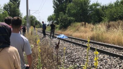 KÜTAHYA'DA YOLCU TRENİ ÇAPA MOTORUNA ÇARPTI: 1 ÖLÜ