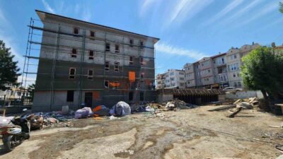 MÜDÜR BAŞYİĞİT’TEN İNŞAATI DEVAM EDEN OKULDA İNCELEME