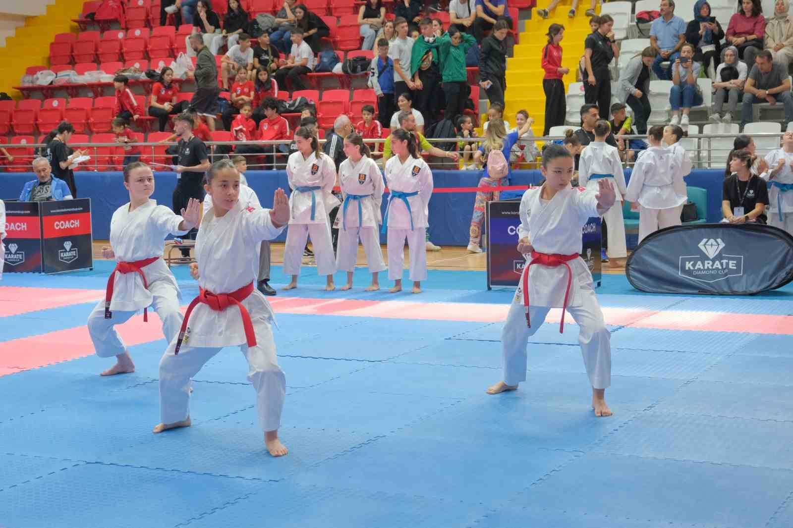 Tavşanlı’da Karate Diamond Cup 2024 organizasyonu gerçekleştirildi