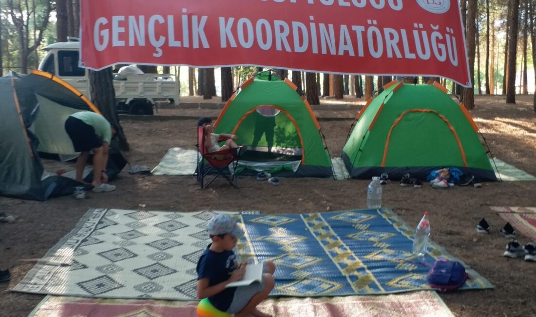 GEDİZ’DE YAZ KUR’AN KURSU ÖĞRENCİLERİ KAMPTA BULUŞTU