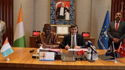 KÜTAHYA İLE DENGUELE ÖZERK BÖLGESİ KARDEŞ ŞEHİR OLDU