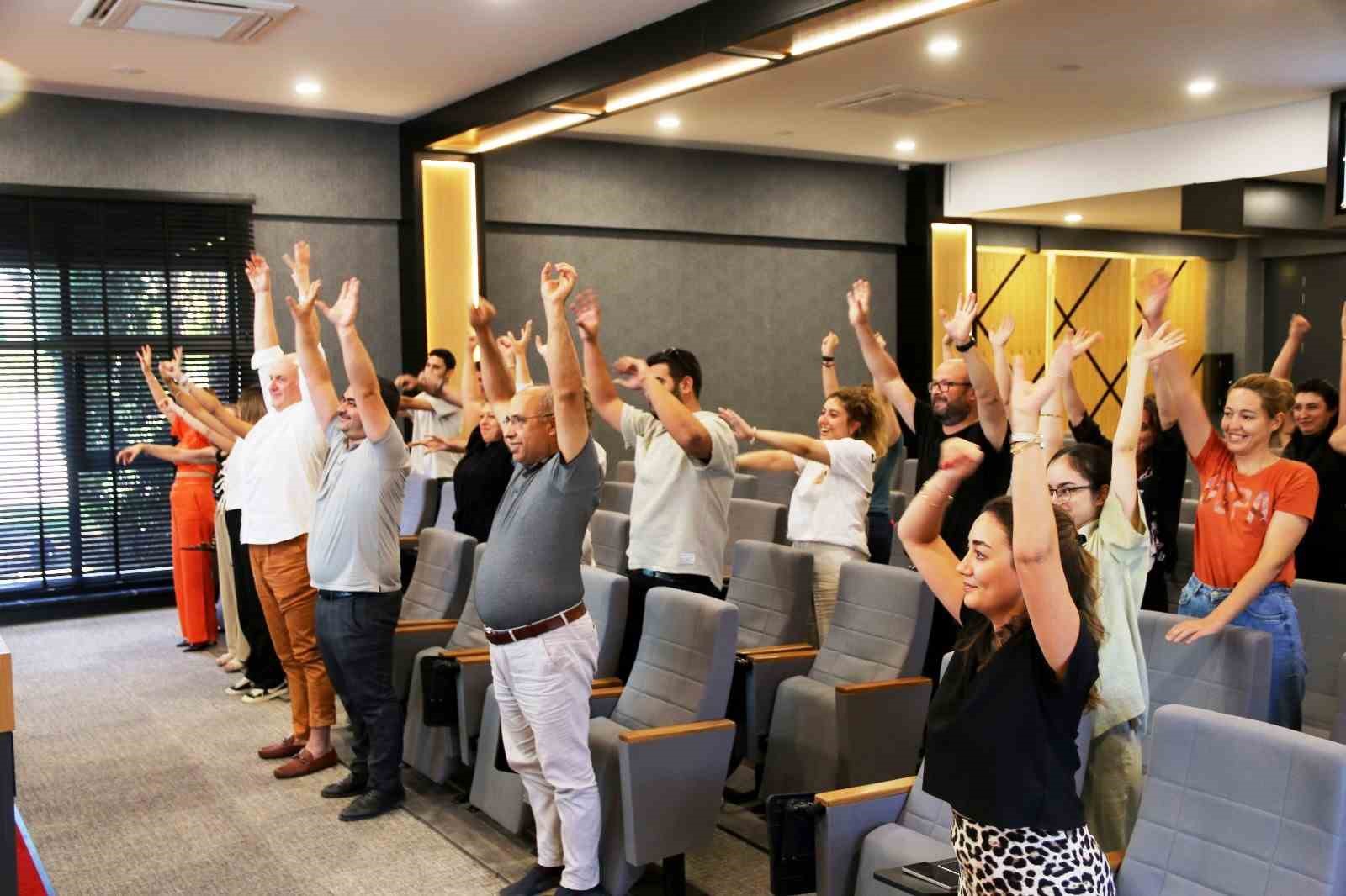 Kütahya OSB’de “Şu Dünyadaki En Mutlu Kişi” semineri