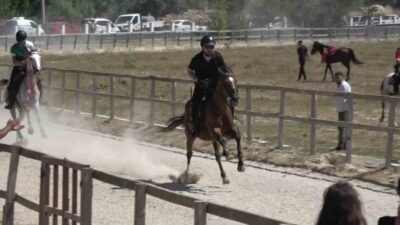 KÜTAHYA'DA AT YARIŞLARINA BÜYÜK İLGİ