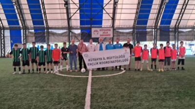 KÜTAHYA'DA YAZ KUR'AN KURSLARI FUTBOL TURNUVASI BAŞLADI