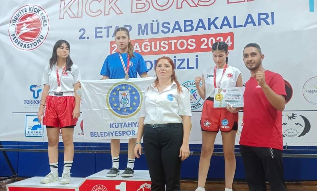 KÜTAHYALI SPORCULAR BAŞARIYA DOYMUYOR