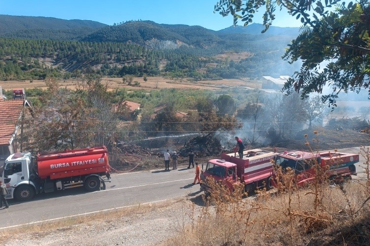 TAVŞANLI’DA EVLER KÜLE DÖNDÜ