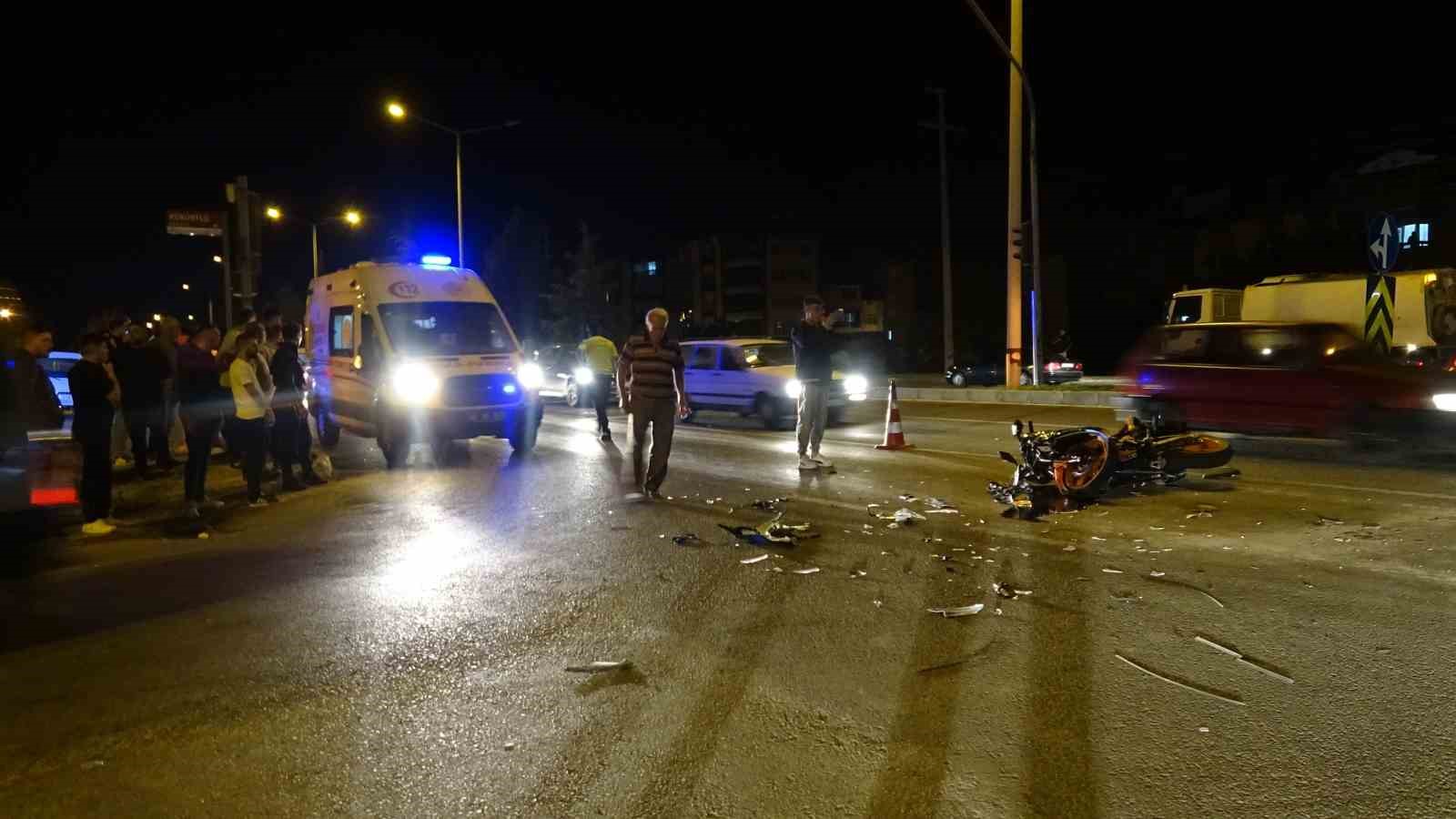 Tavşanlı’da trafik kazası, motosiklet sürücüsü yaralandı