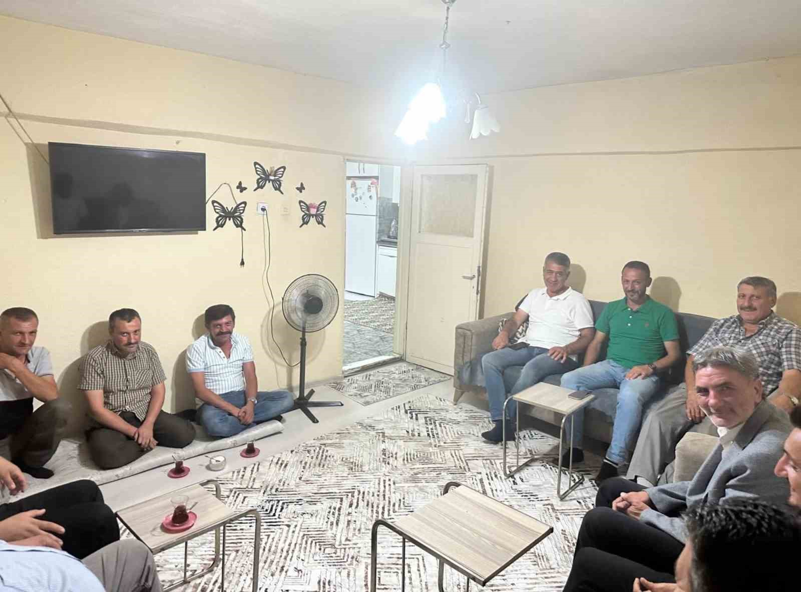 BELEDİYE BAŞKANI AKEL, YARALI ASKERİ ZİYARET ETTİ