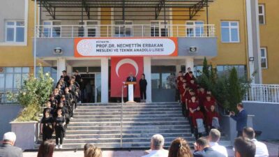 MÜDÜR BAŞYİĞİT, MESLEKÎ EĞİTİMİN ÖNEMİNE VURGU YAPTI