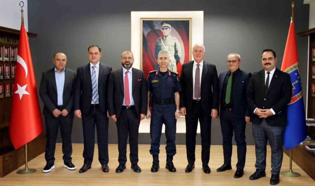 KÜTAHYA OSB YÖNETİMİNDEN EMNİYET MÜDÜRÜ OSMAN ELBİR'E 'HAYIRLI OLSUN' ZİYARETİ