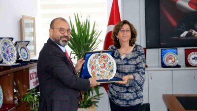 KÜTAHYA OSB YÖNETİMİNDEN DEFTERDAR HATİCE İŞCAN ERCOŞMAN'A 'HAYIRLI OLSUN' ZİYARETİ