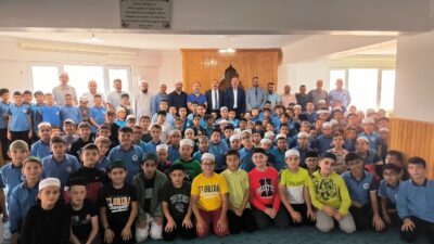 KÜTAHYA’DA HAFIZLIK İMTİHANINDA BAŞARILI OLAN HAFIZLAR ÖDÜLLENDİRİLDİ