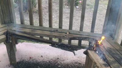 BAŞKAN AKEL KAMU MALINA ZARAR VERENLERE TEPKİ GÖSTERDİ