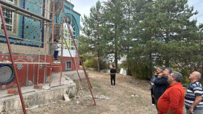 ÇİNİNİN BAŞKENTİ KÜTAHYA'DA 'ÇİNİ SÖKÜM İHALESİ' TARTIŞMASI ALEVLENDİ