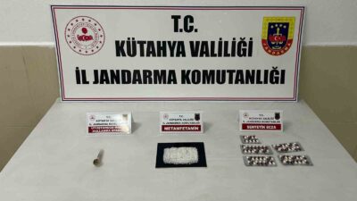 KÜTAHYA’DA ARACINDA UYUŞTURUCU ELE GEÇİRİLEN ŞÜPHELİ TUTUKLANDI