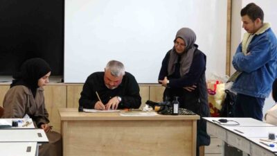 KÜTAHYA'DA 'HÜSN-İ HAT KURSU'NA İLGİ