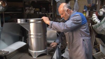 KÜTAHYA'DA ÜRETİLEN EL YAPIMI SOBALAR YURT İÇİ VE DIŞINDA BÜYÜK