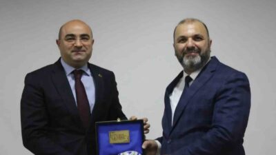 TAVŞANLI'DA "PEYGAMBERİMİZ VE KARAKTER İNŞASI“ KONULU KONFERANS