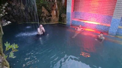 KÜTAHYA’NIN EMET İLÇESİNE BAĞLI SÜLYE KÖYÜNDEKİ DERELİ KAPLICALARI, KIŞ MEVSİMİNE