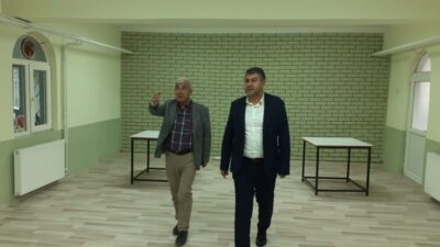 GEDİZ’DE HALI SAHA KAFETERYA ÇALIŞMALARI TAMAMLANDI