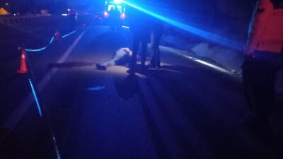 GEDİZ'DE MİNİBÜSÜN ÇARPTIĞI YAYA HAYATINI KAYBEDERKEN, KAÇAN SÜRÜCÜ YAKALANDI.