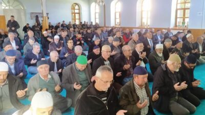 HİSARCIK’TA VEFAT EDEN ÖĞRETMENLER İÇİN MEVLİT OKUTULDU