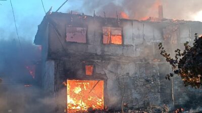 YANGIN 3,5 SAATTE KONTROL ALTINA ALINDI Kütahya’nın Tavşanlı ilçesine bağlı