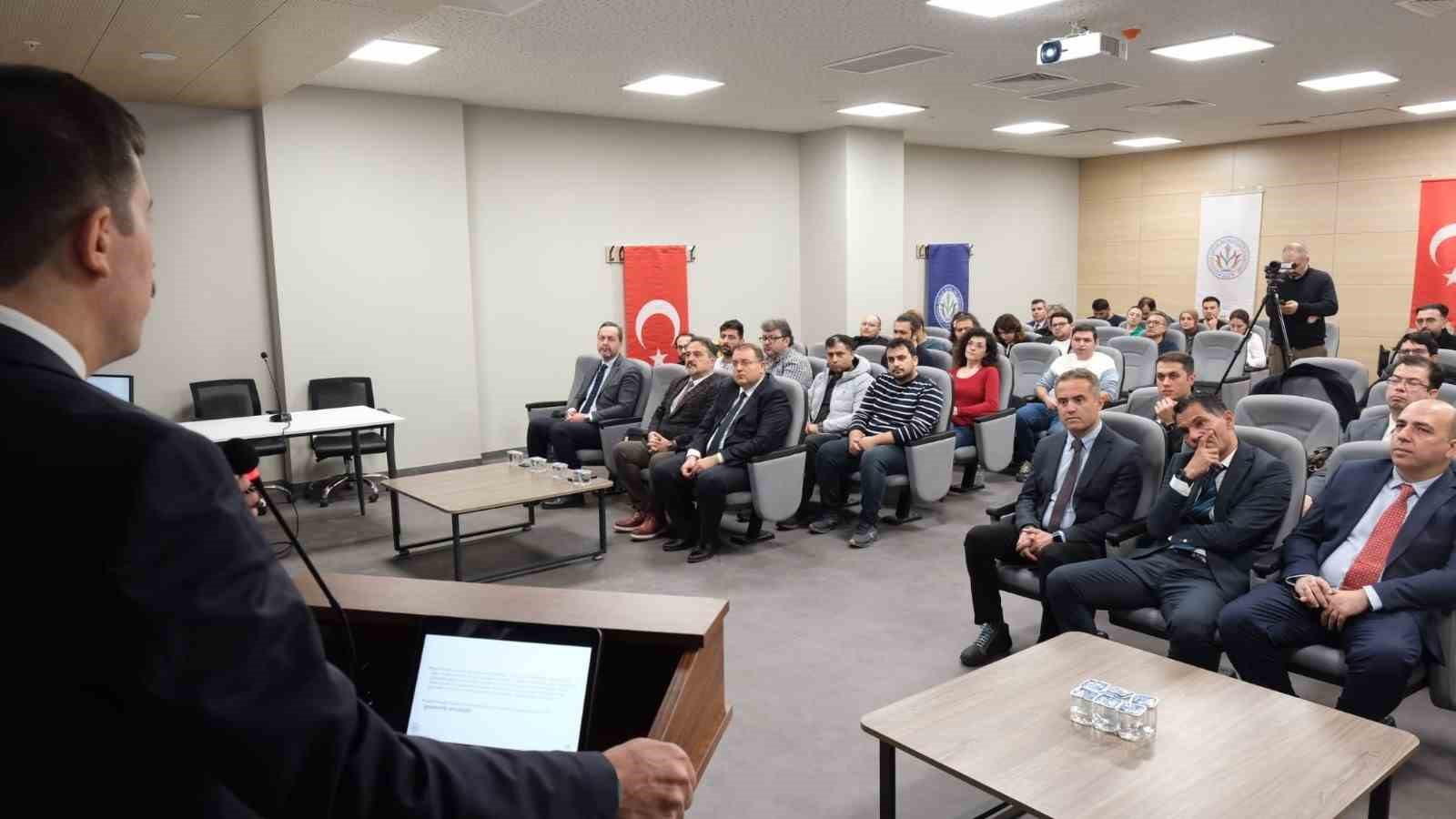 Kütahya’da “Fıtık Cerrahi Günleri” etkinliği düzenlendi