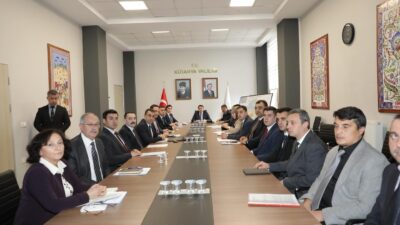 KÜTAHYA’DA İLÇELERİN VE KÖYLERİN İHTİYAÇLARI MASAYA YATIRILDI