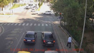 KÜTAHYA'DA TRAFİK KAZALARI SANİYE SANİYE KAMERAYA YANSIDI