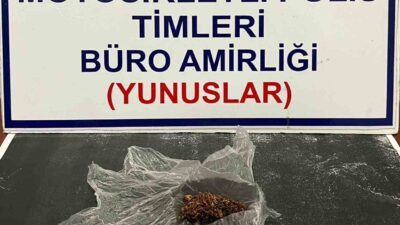KÜTAHYA'DA YUNUS TİMLERİNCE BİR KİŞİNİN ÜZERİNDE UYUŞTURUCU ELE GEÇİRİLDİ