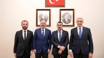 MİLLİ EĞİTİM BAKANI YUSUF TEKİN’E KÜTAHYA'NIN TALEPLERİ İLETİLDİ