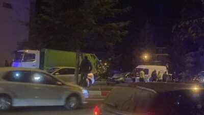 KÜTAHYA'NIN TAVŞANLI İLÇESİNDE MEYDANA GELEN TRAFİK KAZASINDA 2 KİŞİ YARALANDI.